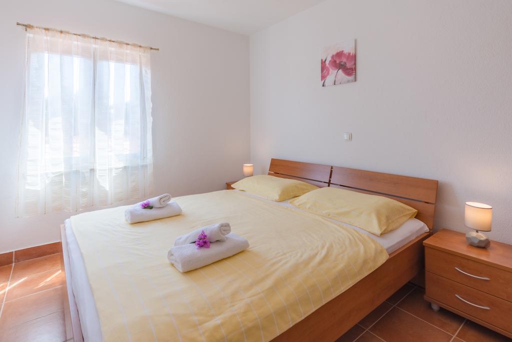 Apartments Simic Милна Екстериор снимка